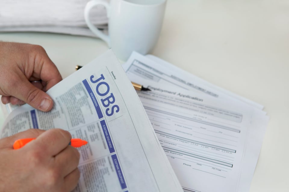Funcionarios han admitido que parte de la estrategia es aflojar el mercado laboral en Estados Unidos