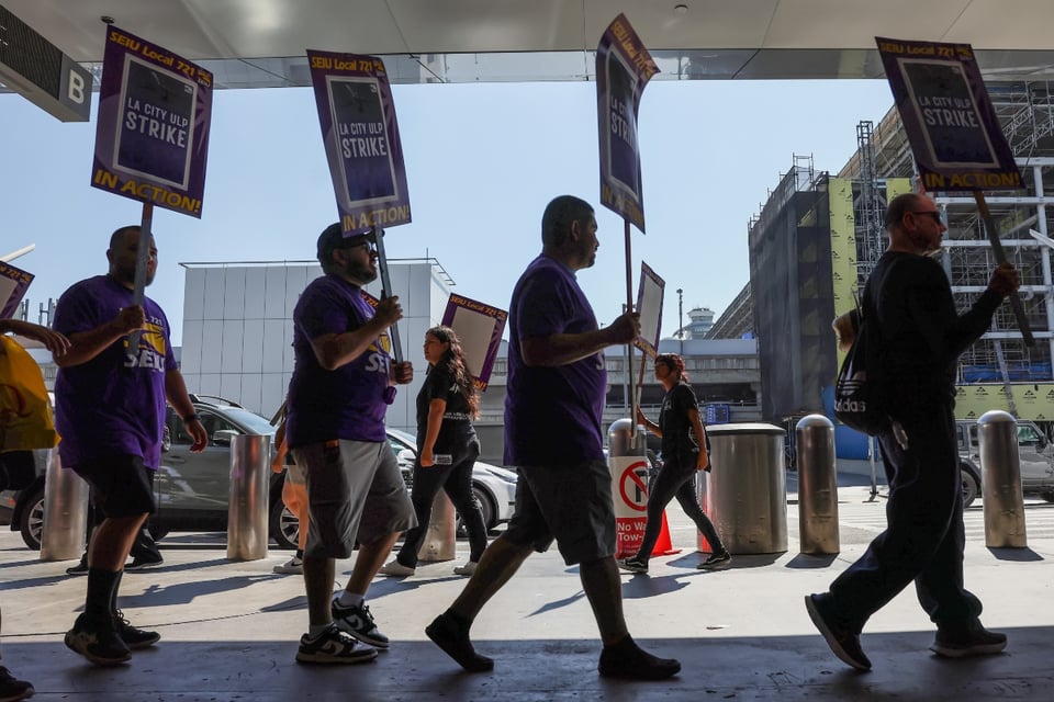 Huelga de trabajadores de Los Ángeles por prácticas laborales injustas featured image