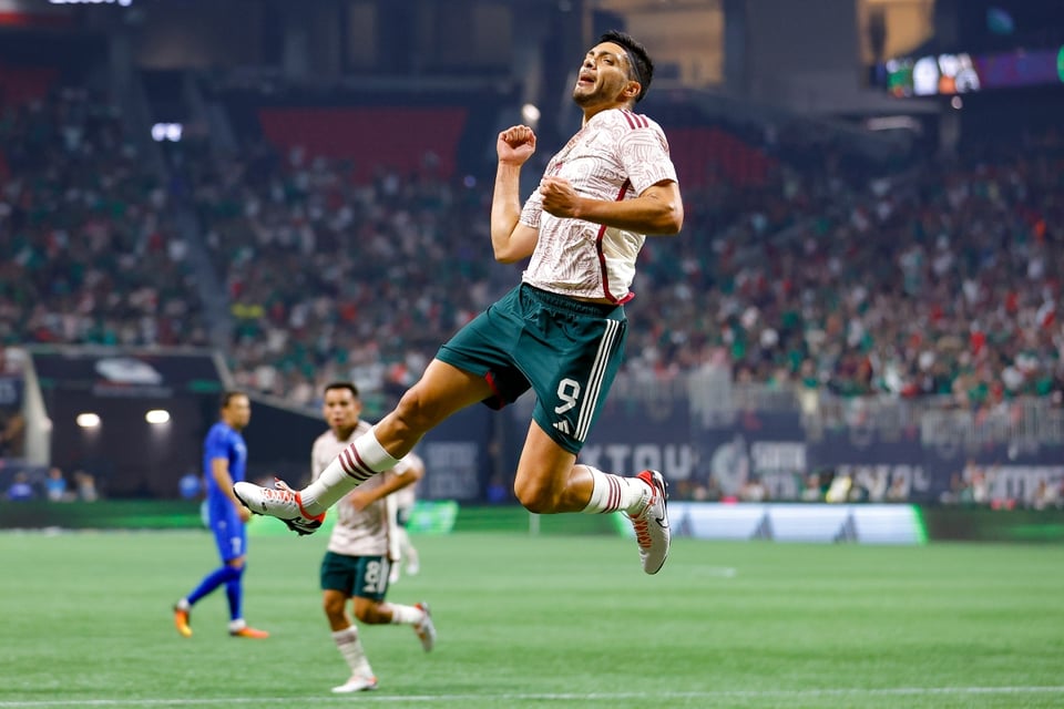 Raúl Jimenez, México, Atlanta, Uzbekistán, Estadio