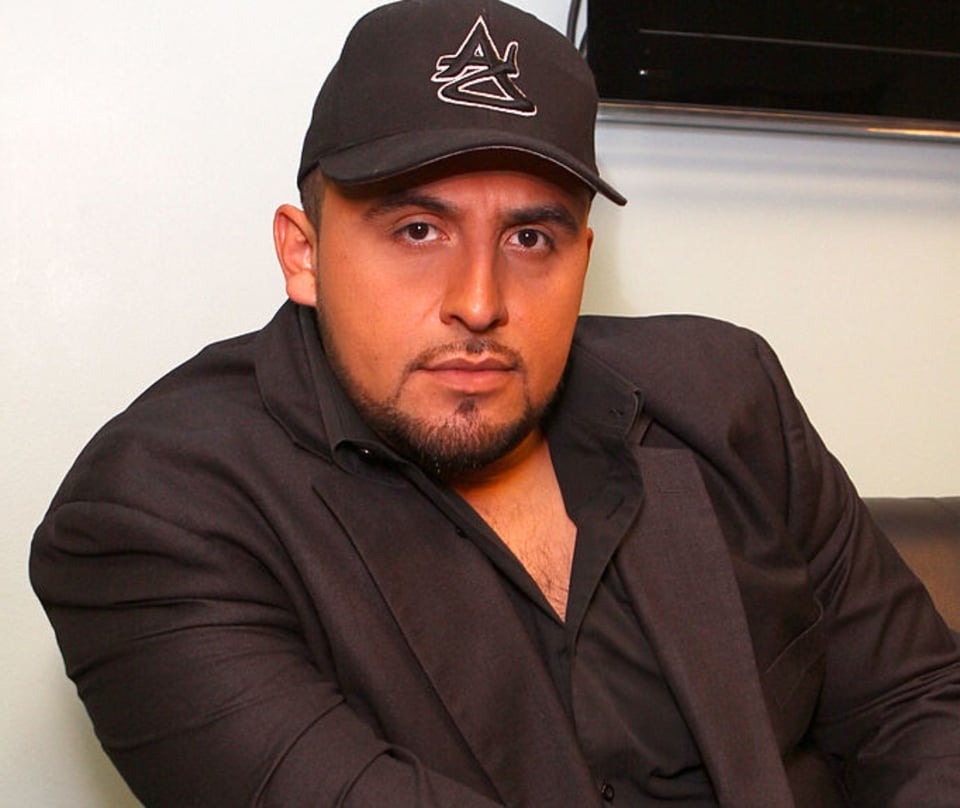 Juan Rivera rompe en llanto en La Casa de los Famosos, pero la gente lo critica de la peor forma (VIDEO)