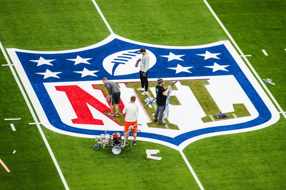  Taylor Swift, Travis Kelce, Patrick Mahomes, mundonow, Kansas City Chiefs,