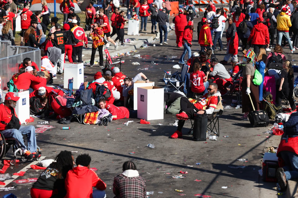 Kansas, Missouri, Chiefs, fanáticos, tiroteo, mundonow