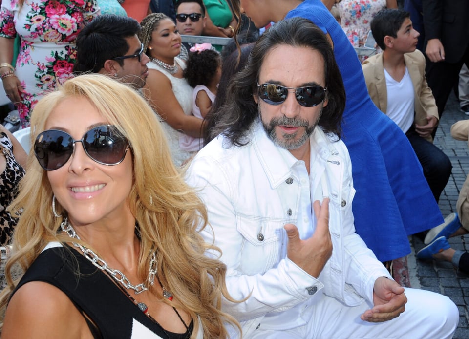 La esposa del cantante presume su figura