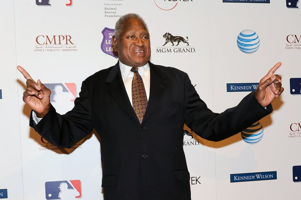 Legendary New York Knicks player Willis Reed dies