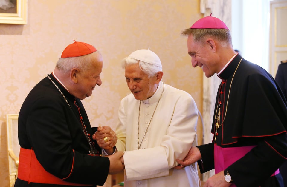 Pope Francis went to the monastery to visit Benedict XVI