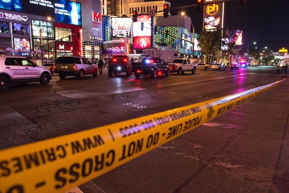 Se estrellaron cuatro policías en Las Vegas: uno de ellos murió y otro fue acusado de DUI