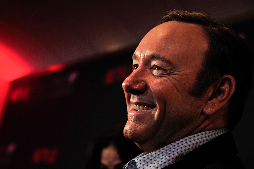 El actor Kevin Spacey revela por qué salió del clóset hasta los 58 años (FOTOS)