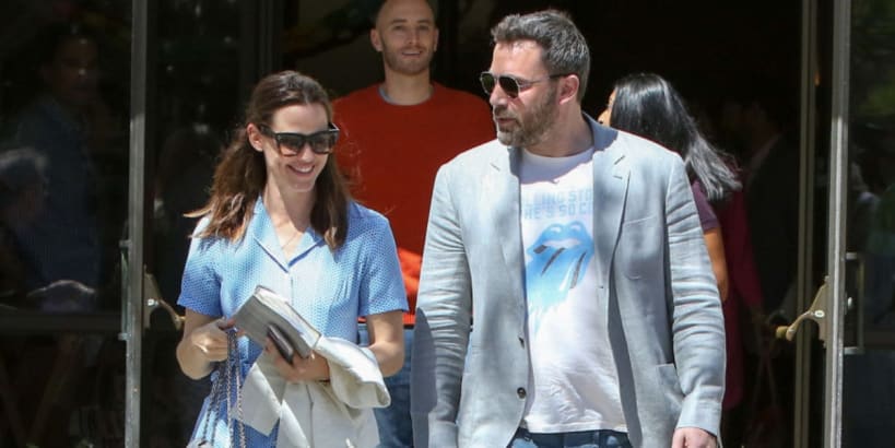 Jennifer Lopez’s husband Ben Affleck is caught with ex Jennifer Garner! (PHOTOS)