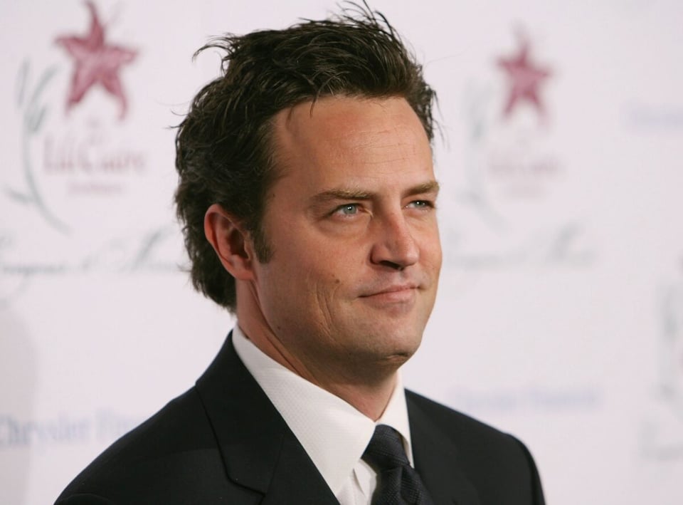 fanáticos, serie "Friends", actor Matthew Perry, falleció, casa, Los Ángeles