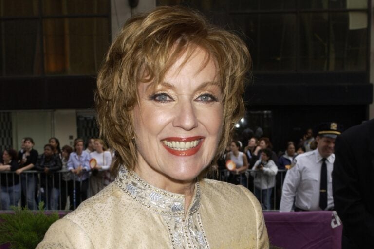 Muere Elizabeth Hubbard, actriz ganadora del Emmy a los 89 años