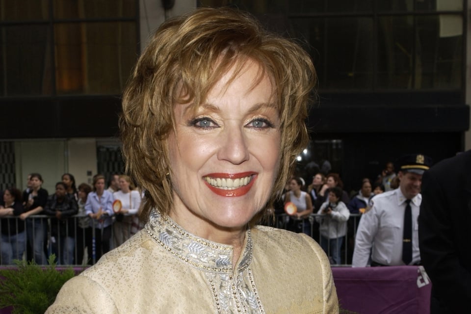 Emmy-winning actress Elizabeth Hubbard dies at 89