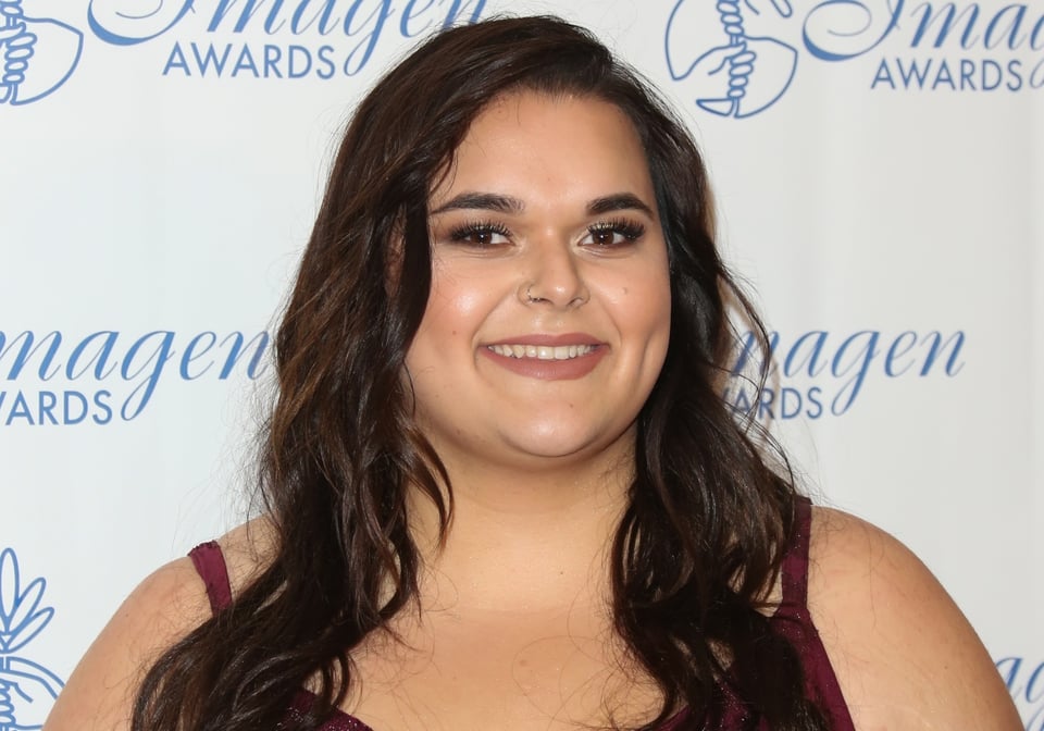 La Alfombra Roja de los Premios Juventud, Jenicka López acapara las miradas con nueva figura (FOTOS)