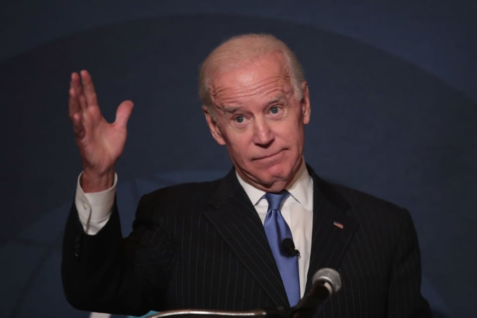 The best memes of Biden’s triple fall