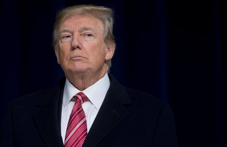 Donald Trump investigaciones compañía