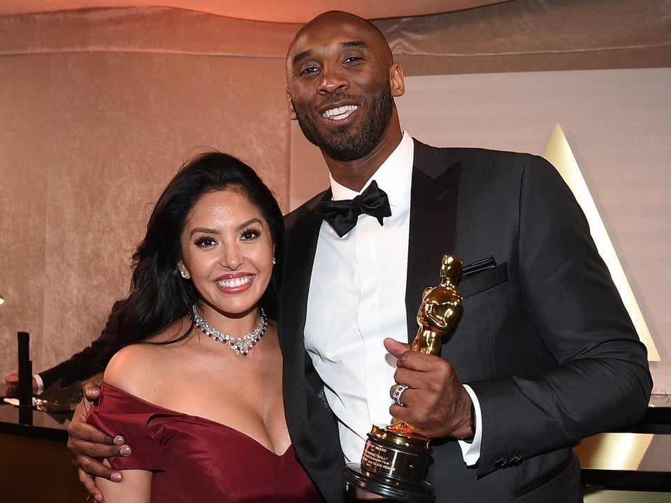 Viuda de Kobe Bryant sorprende a todos con drástica decisión por la muerte de su esposo e hija (FOTOS) featured image