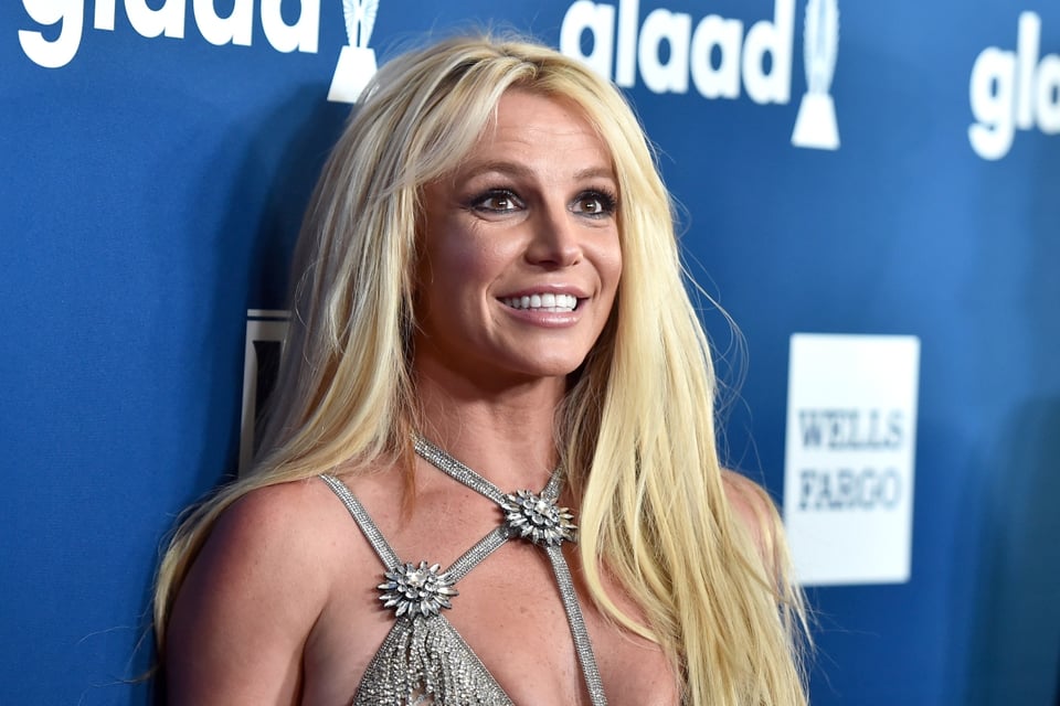 Britney Spears y Elton John estrenan su esperado dueto ‘Hold Me Closer’