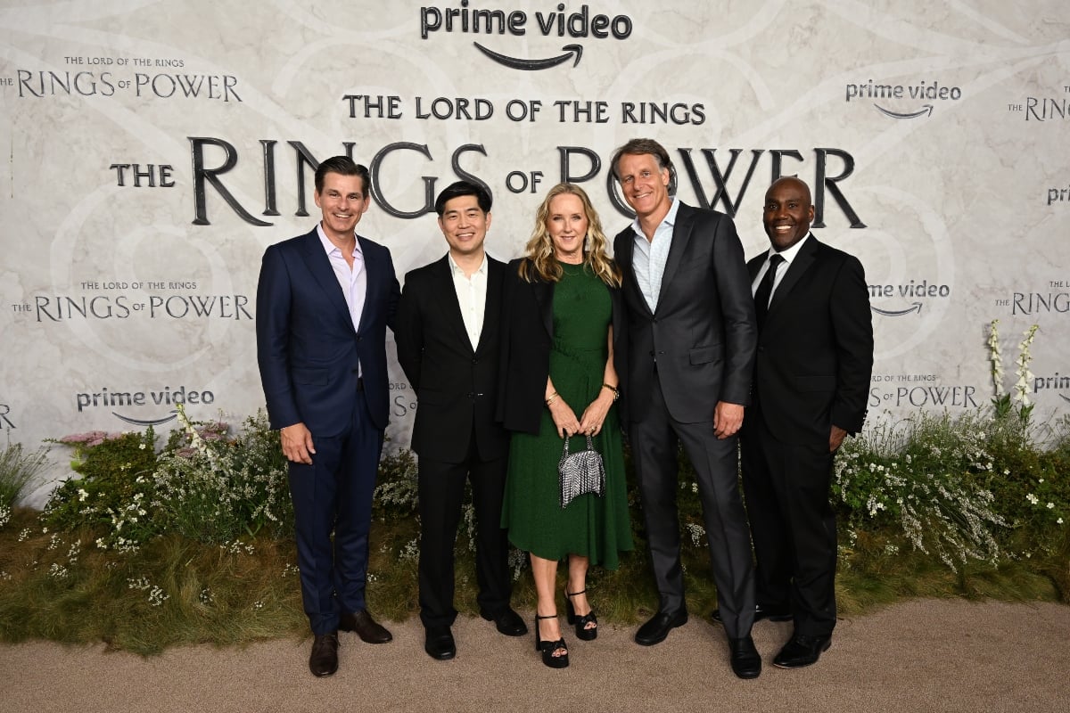Se produce un incendio en el set de ‘El señor de los anillos’ y el elenco sale huyendo de la escena