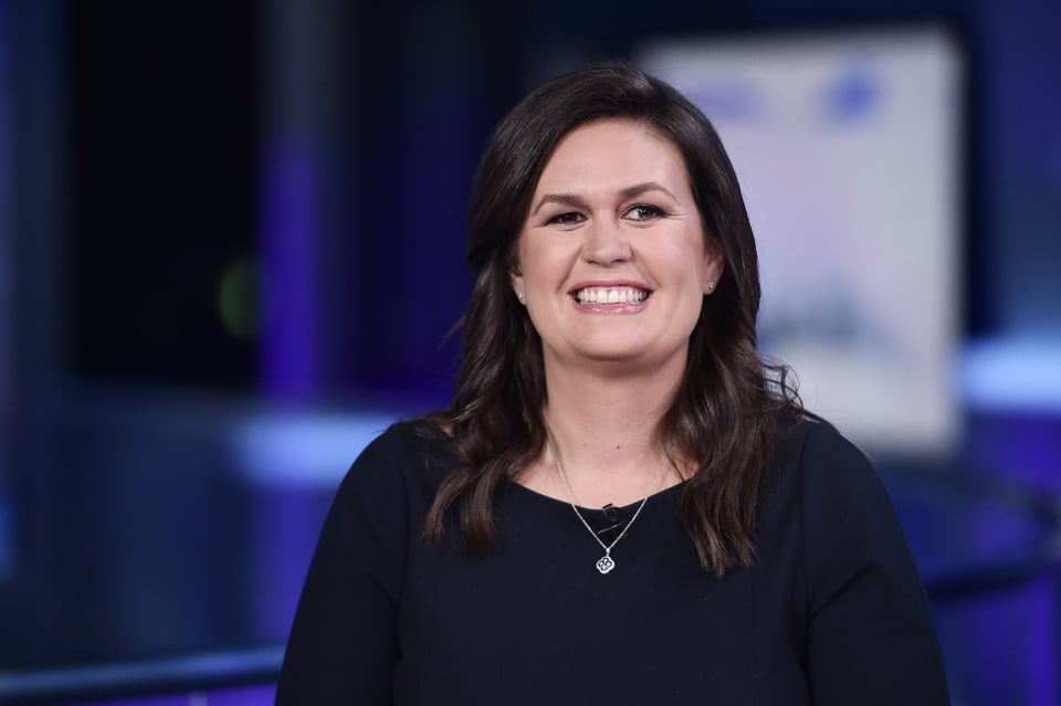 La gobernadora Sarah Huckabee Sanders prohíbe el uso del término ‘Latinx’ en Arkansas