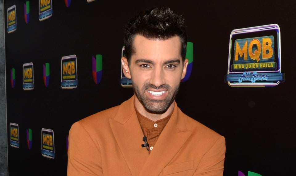 ¡Por fin rompe el silencio! Toni Costa hace frente a los cuestionamientos sobre su novia y cuando inició su relación