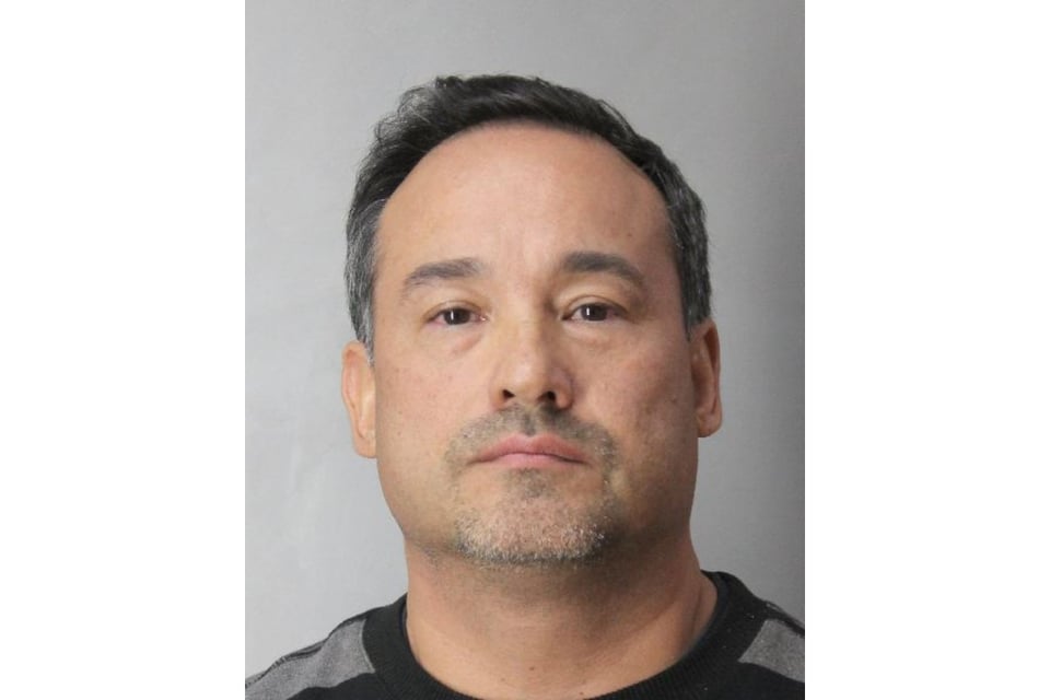 Oficina del Fiscal, Condado de Nassau, Giovanny Campos, acusado, MundoNow