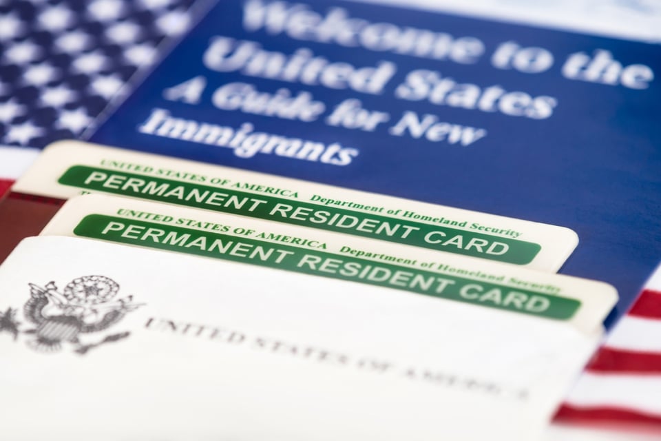 USCIS actualiza procedimientos para titulares de Green Card condicional