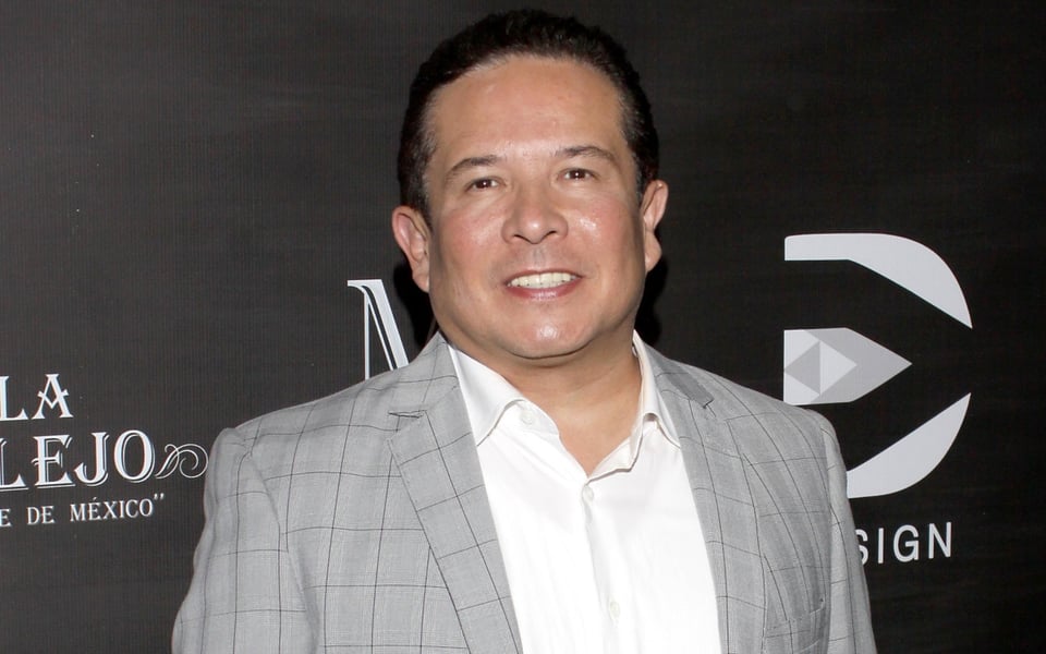 Gustavo Adolfo Infante revela supuesta razón por la que Nodal y Belinda terminaron