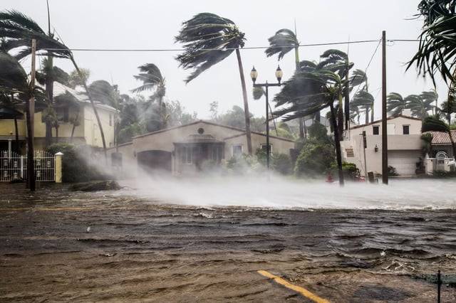 4 people dead after Hurricane Agatha rips through Oaxaca
