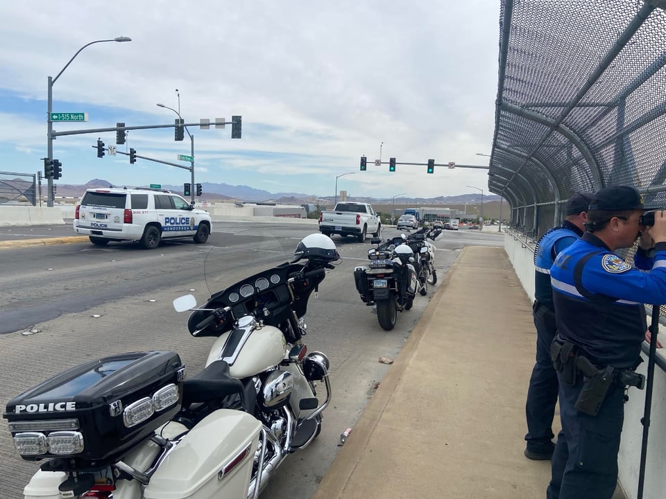 Un hombre en Nevada intentó subir a su camioneta a dos niñas