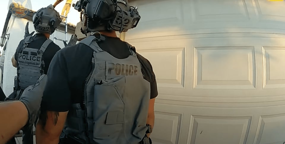 chalecos antibalas, policías, allanamiento de morada, cacería, MundoNOW