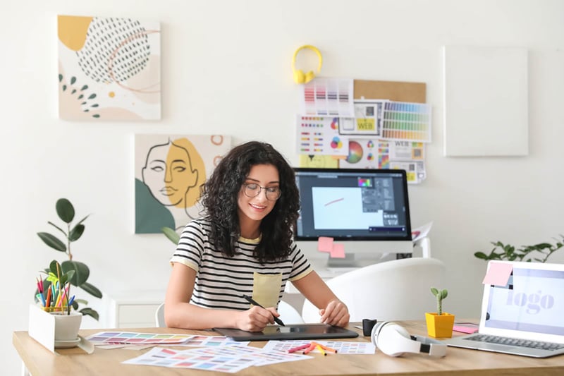 Diseñadora gráfica, mujer, arte, procrastinación, concentración., Cómo aumentar la productividad