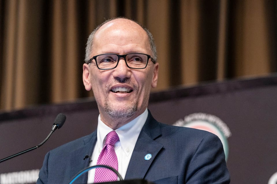 Tom Perez, gobierno de EE. UU., DCCC, demócrata, MundoNOW