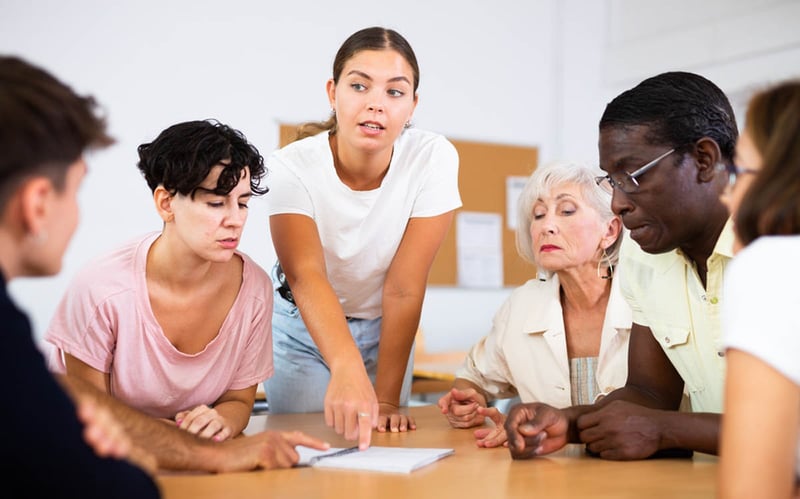 How to learn a language fast, teacher, students