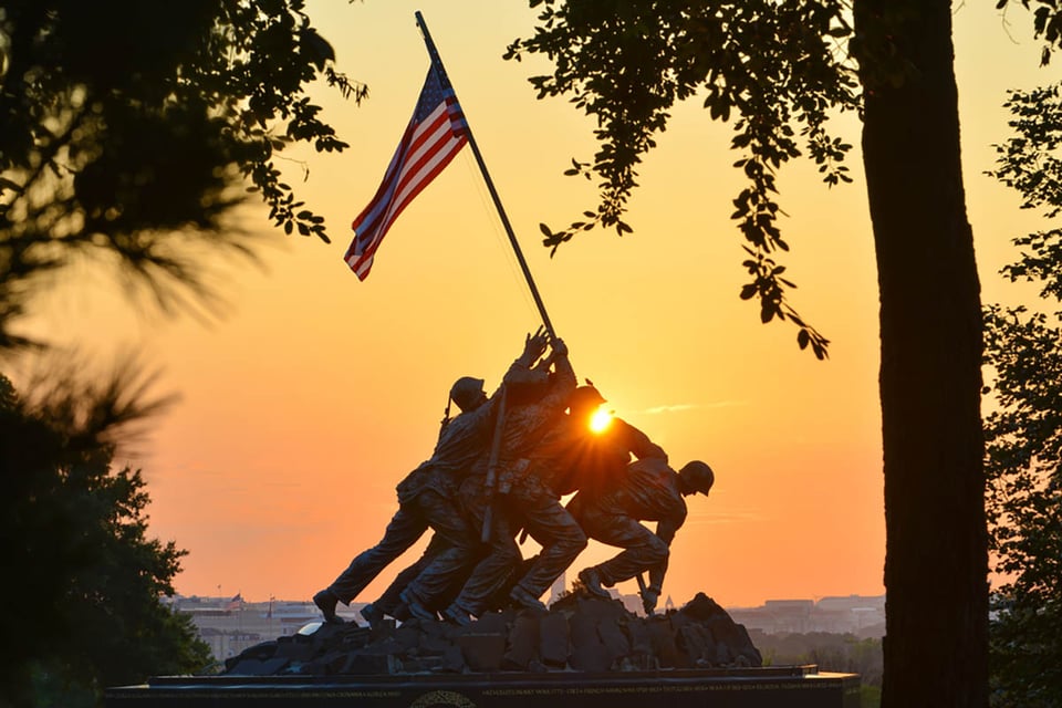 Iwo Jima Memorial, Washington DC, Marines que han muerto, atracción turística, significado Memorial Day