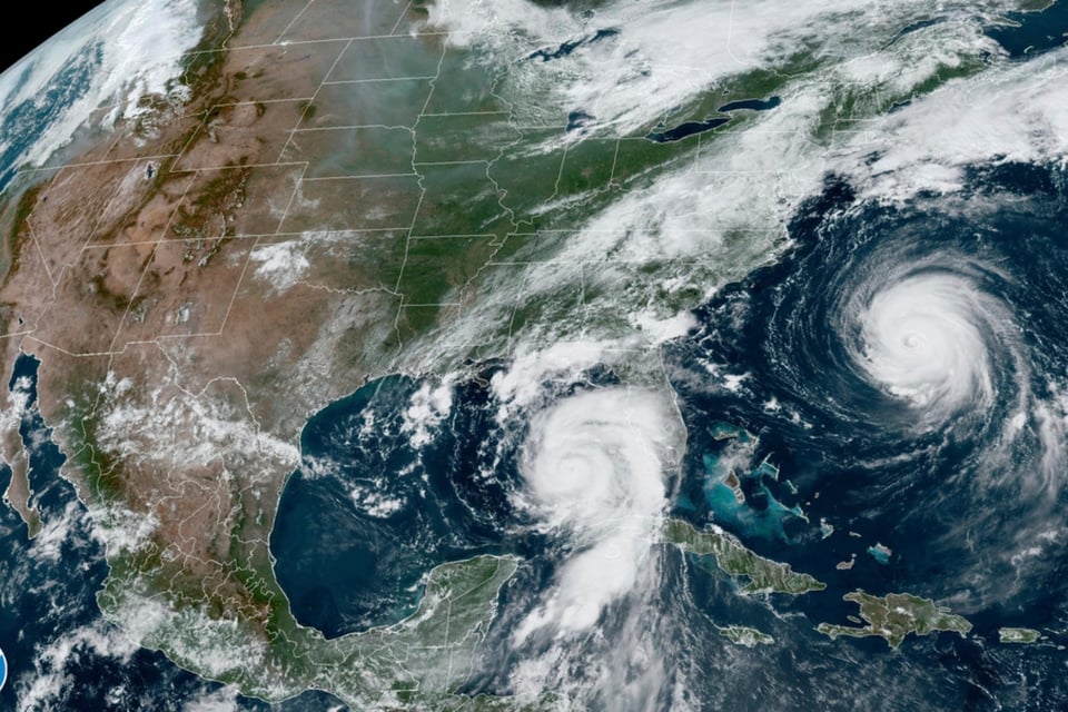 Servicios de Emergencia, Plan de Evacuación, Suministros de Emergencia, NHC, MundoNOW