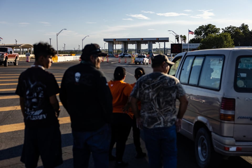 USCIS busca la naturalización de inmigrantes al otorgar $10 millones featured image