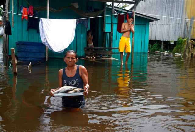 Aludes e inundaciones dejan decenas de muertos en Brasil