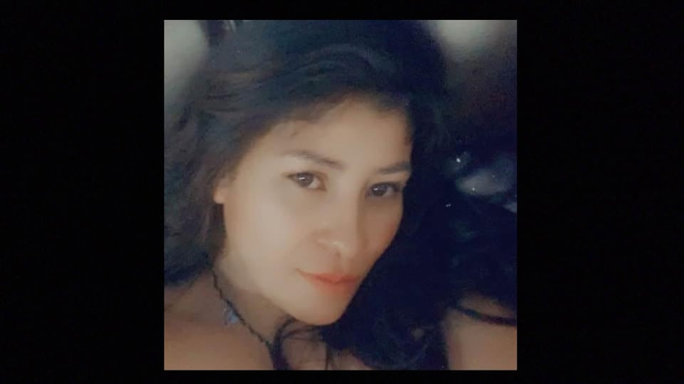 Insy Cruz Flores fue asesinada y la policía busca a su novio José Corona (FOTOS)