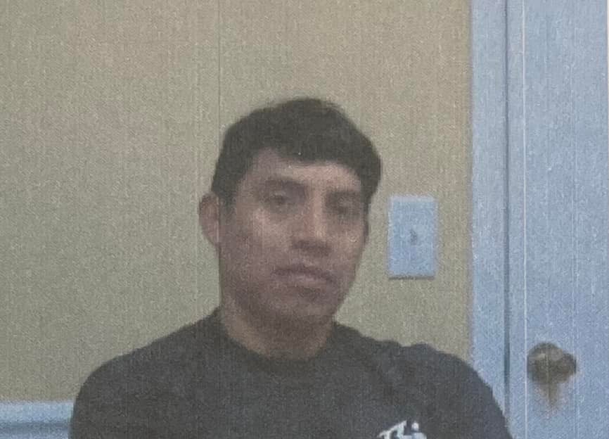 Resultó ser un adicto a la pornografía infantil