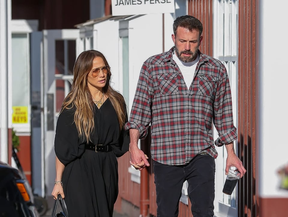 Sex four times a week! Jennifer Lopez and Ben Affleck’s hot prenup