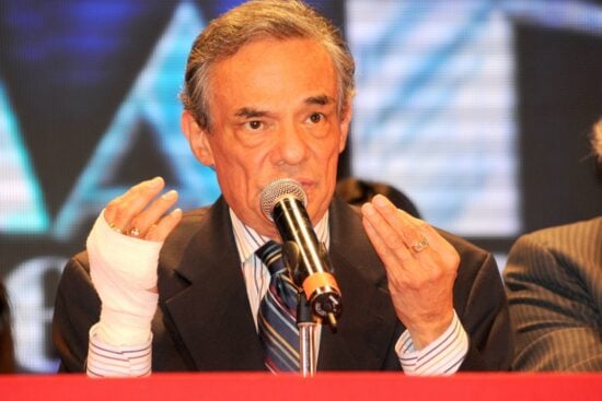 Sarita Sosa dice la verdad, El príncipe, Condolencias, Homenaje, Trubuto