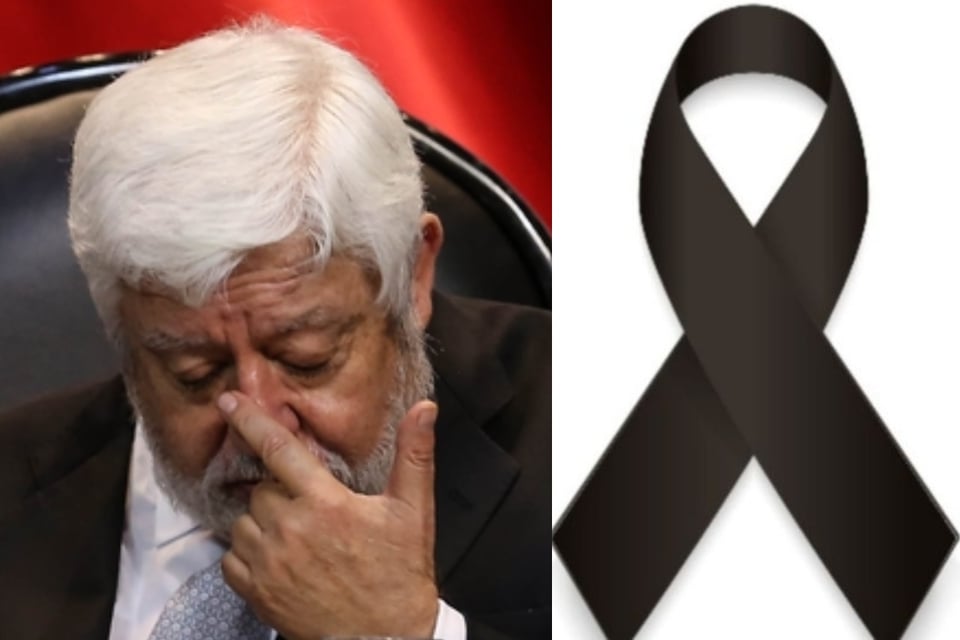 Jaime Maussan dresses in mourning after the death of his faithful companion