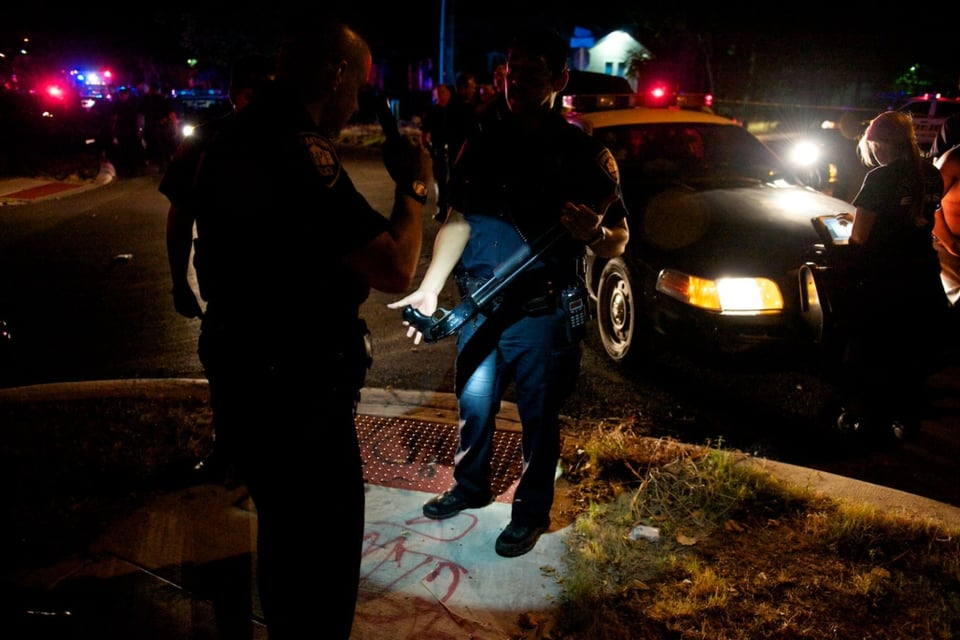 Policía de San Antonio, crimen, arresto, búsqueda, MundoNOW