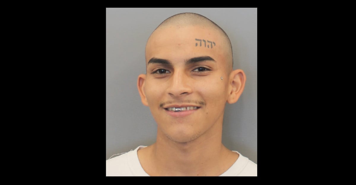 Jesus Alberto García fue detenido y acusado de un homicidio a balazos en Texas luego de que mató a otro hombre tras una discusión.