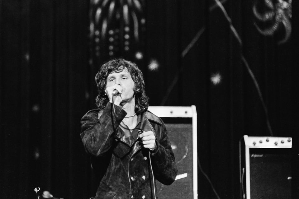 Dan detalles de la autopsia de Jim Morrison