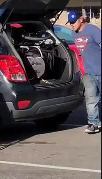 Hurtan los productos en los supermercados para revenderlo