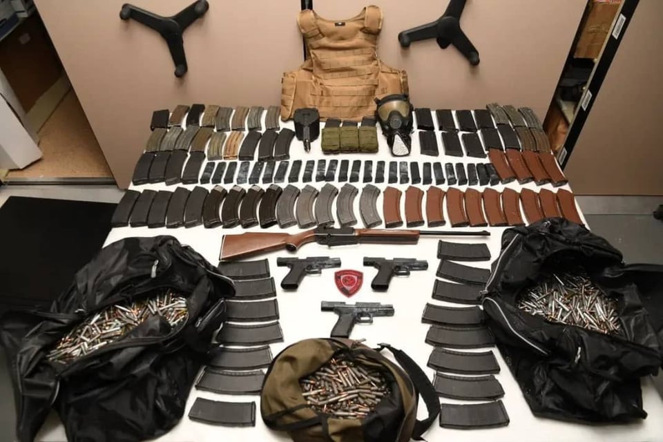 armas, policía, arresto, crimen, MundoNow