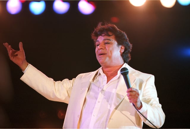 Las veces que Juan Gabriel estuvo en la mira de los narcos