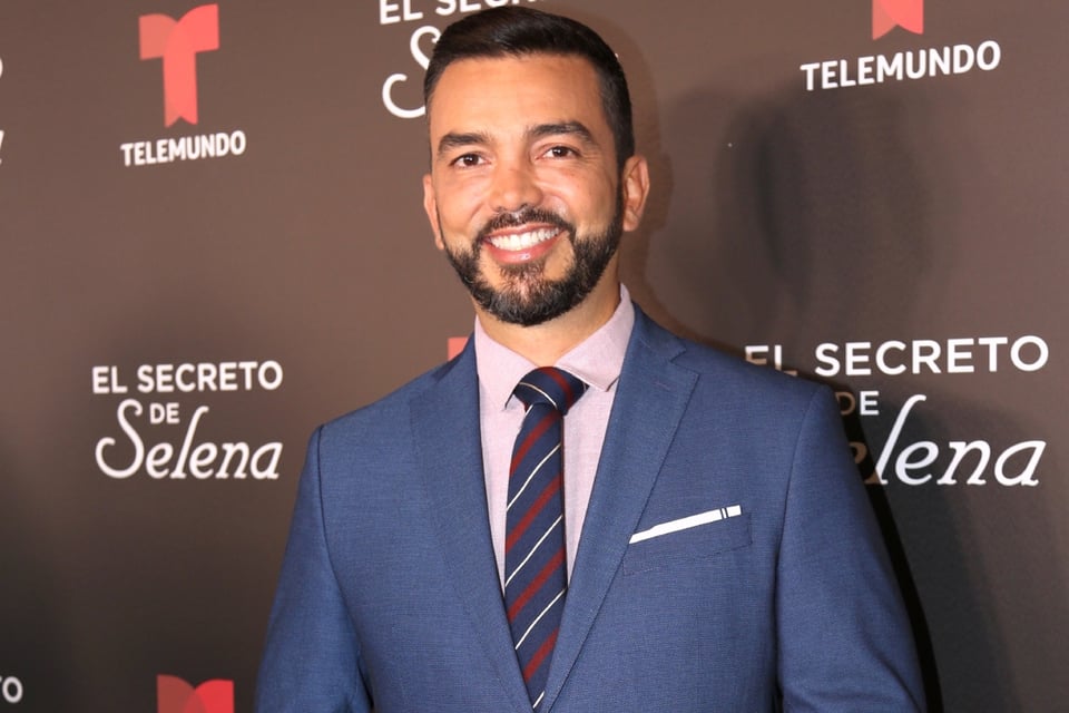 Juan Manuel Cortés por primera vez presenta a su pareja y confirma sospechas