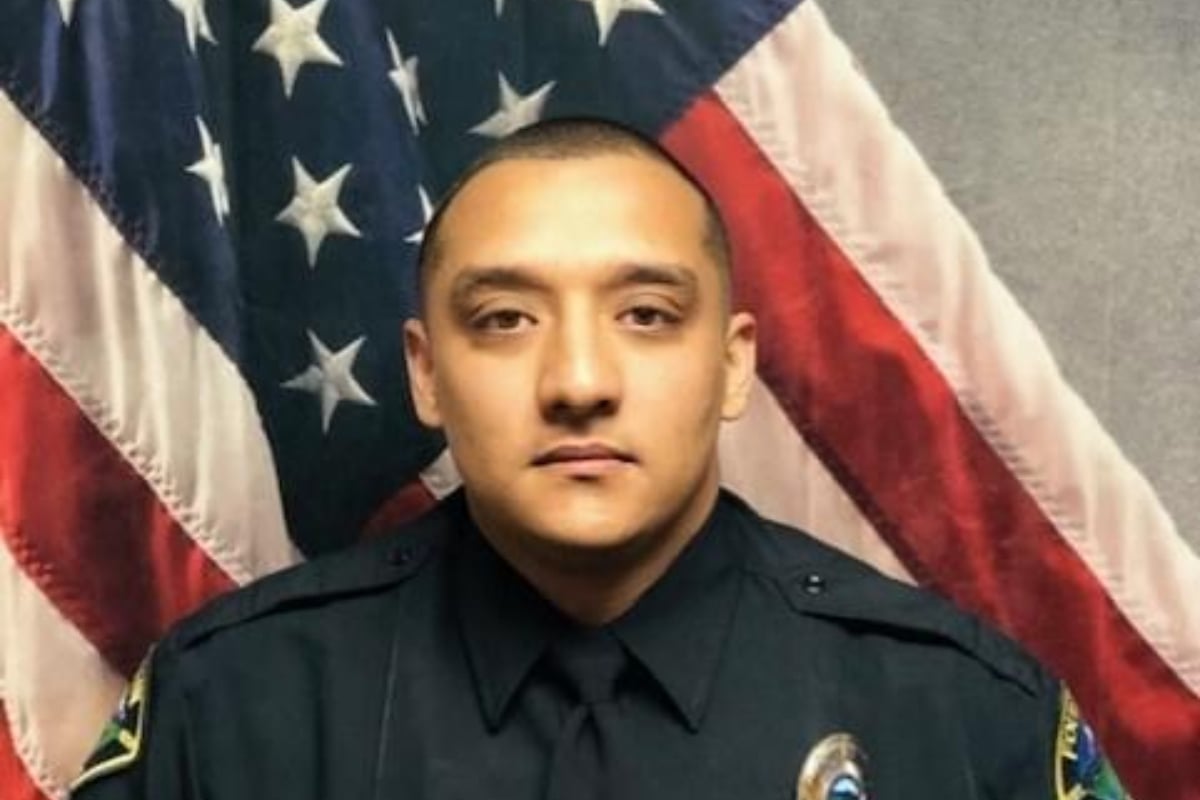 Muere policía hispano de manera trágica