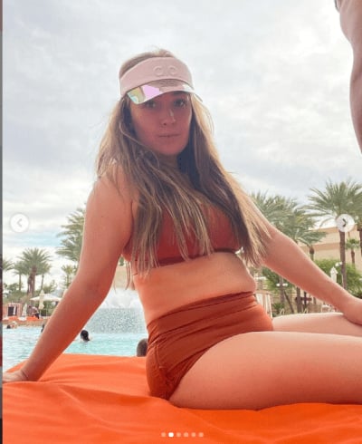 Kenia Ontiveros showed her real body 